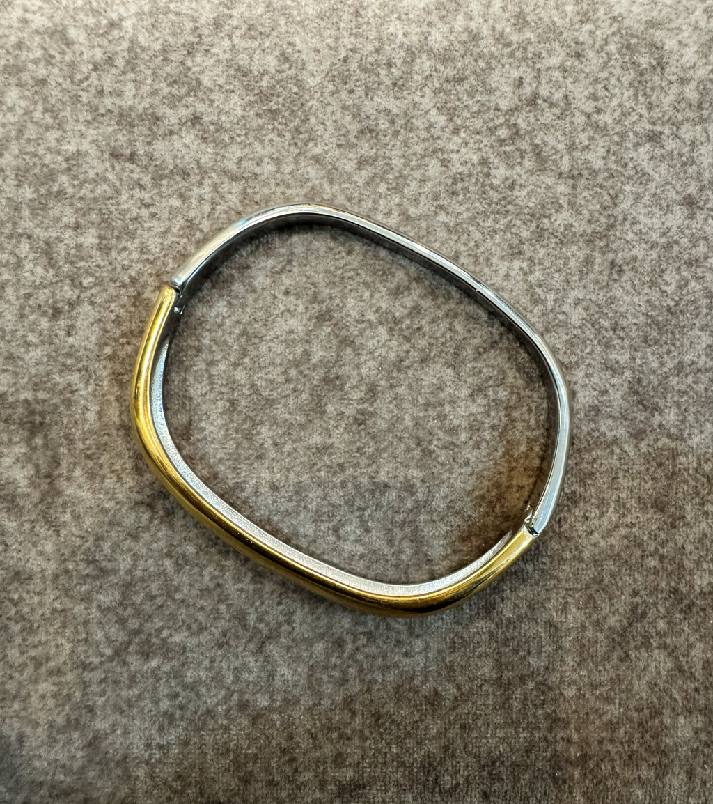 SCULPTED DUAL-TONE CUFF BRACELET