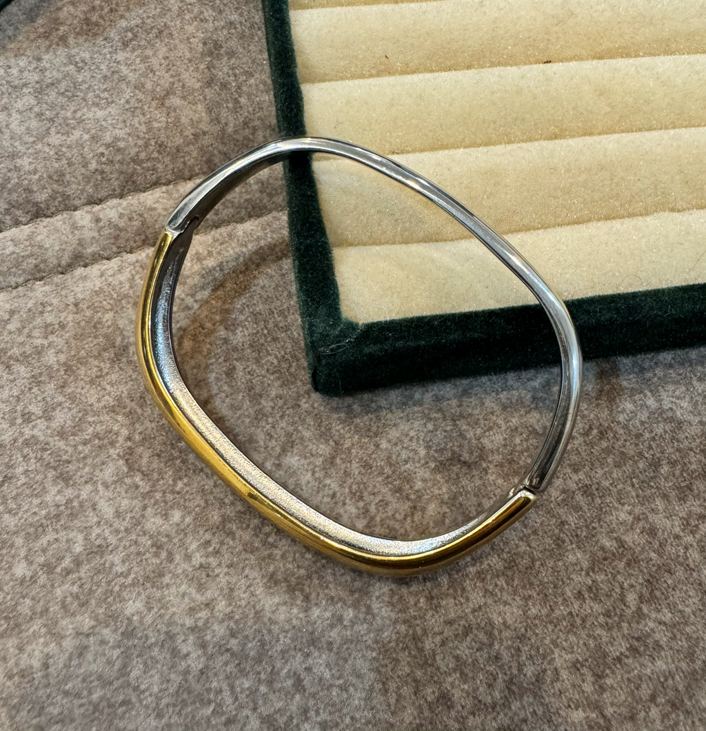 SCULPTED DUAL-TONE CUFF BRACELET