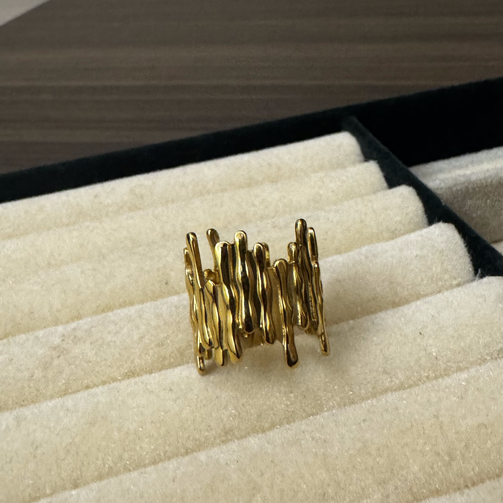 Liquid Gold Band Ring